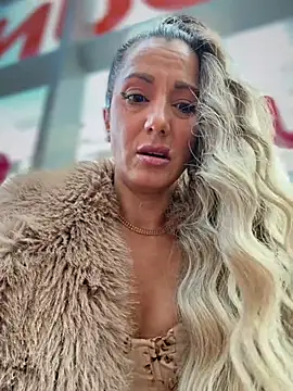 Chat XXX Live adya-aly