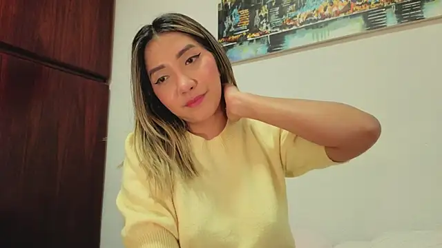 Happy_tits Chat XXX in diretta