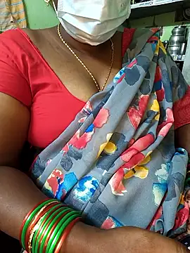 Tamilselviroja-のライブXXXチャット