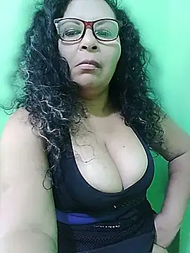 Amarantha25 现场XXX聊天