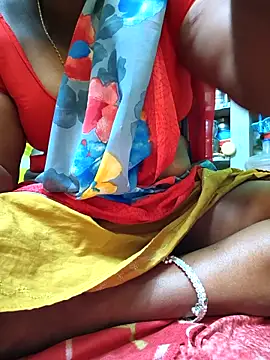 Chat XXX en directo de Tamilselviroja-