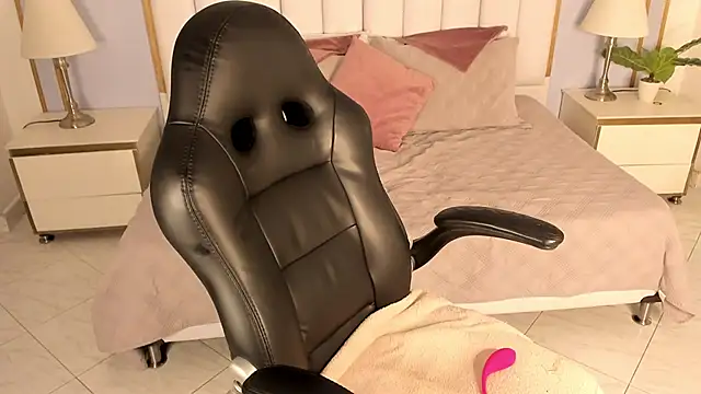 Chat +18 de Sophie_nolie ao vivo