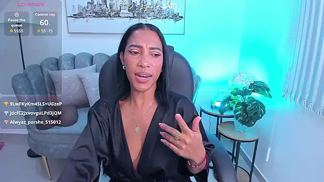 Shantaall_ 即時 XXX 聊天