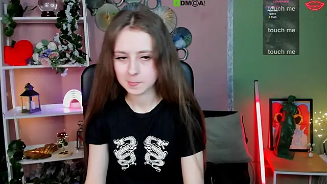 Chat +18 de rebecca_smile ao vivo