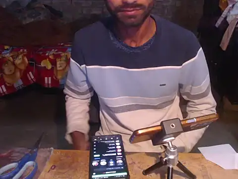 Chat XXX en directo de ThethunderPo