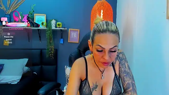 yessila_parker 라이브 XXX 채팅