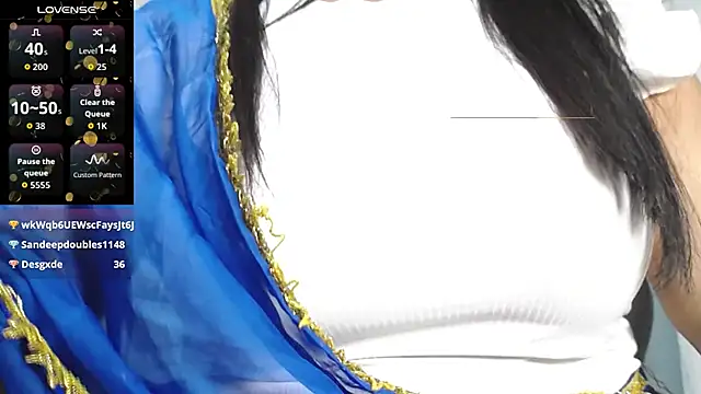 Онлайн чат XXX lakshmiraniii