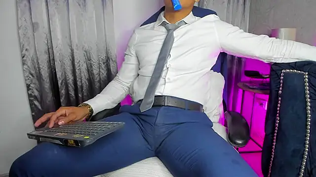 Czat XXX na żywo – Lucii_fer_