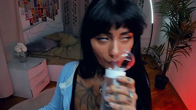 CharimgSabrina live XXX chat