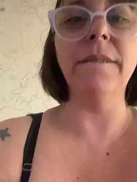 LupitaHaze: απευθείας συνομιλία ΧΧΧ