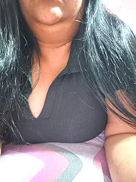 XXX chat uživo modela Moonae