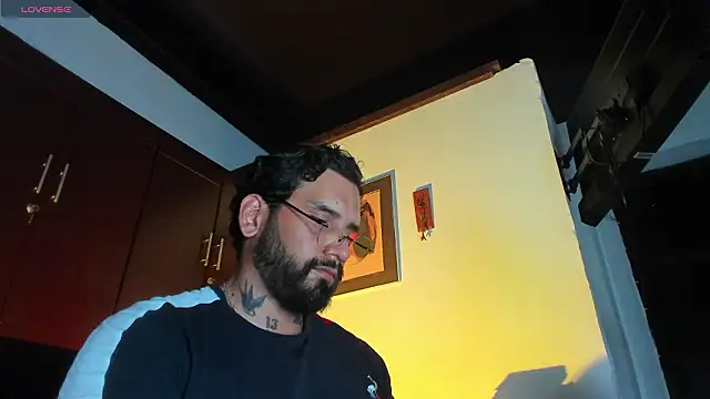 Chat +18 de CamiloGray_ ao vivo