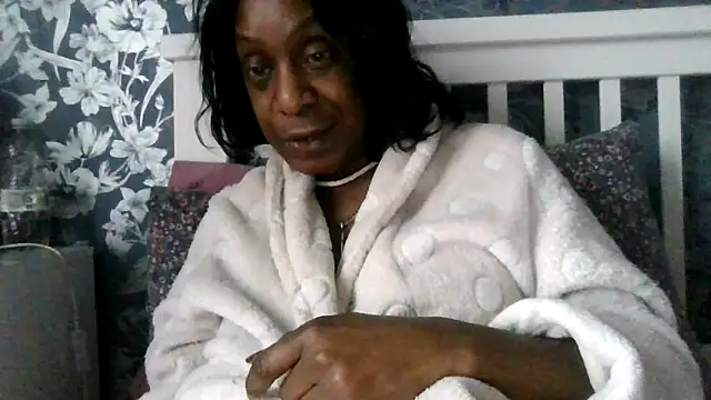 Ebony-SultryX élő XXX-chatje