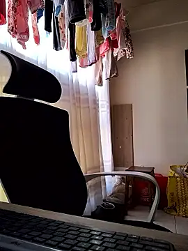 Chat +18 de NyxSin ao vivo