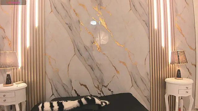 Chat +18 de LaxiZoe ao vivo