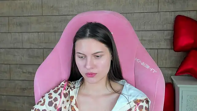 Czat XXX na żywo – AliceVersal