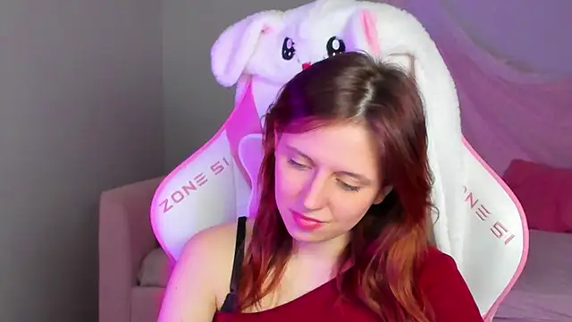 Chat +18 de FreyaVey ao vivo