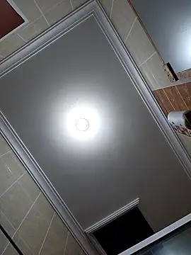 LizzRouse live XXX chat