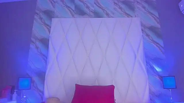 DanniaMonroee live XXX chat