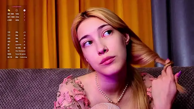 Chat +18 de AngelicRice ao vivo