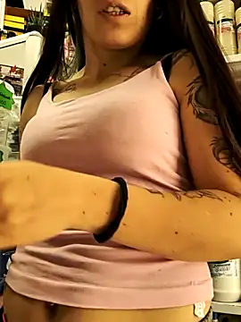 Tefannyy_ Chat XXX in diretta