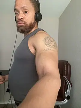 Fathero1time webkamerás műsora