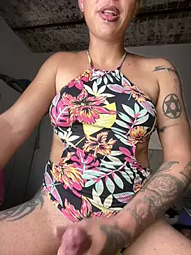 alicetgirlbr's Live XXX Chat