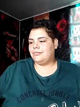 Hailey_Curvy Show in webcam