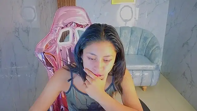 serabella_s' Live XXX Chat