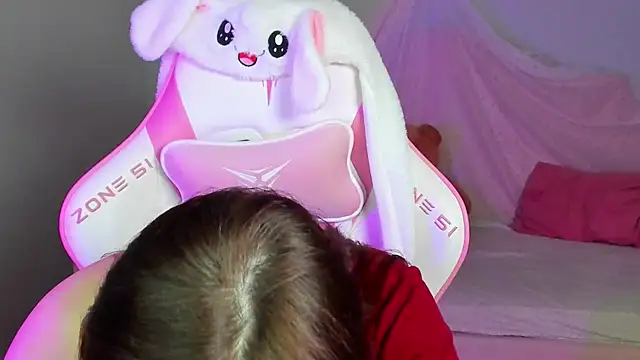 Chat +18 de FreyaVey ao vivo