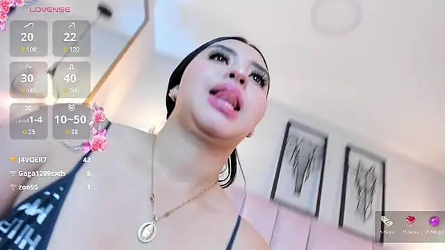 Chat +18 de Ary_evans__ ao vivo