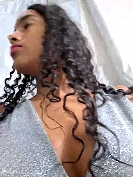 Chat +18 de Cataleya_ja ao vivo