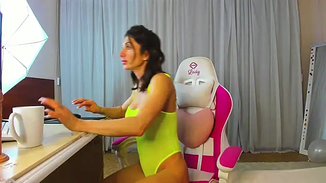 TinaFlamesn Live XXX chat