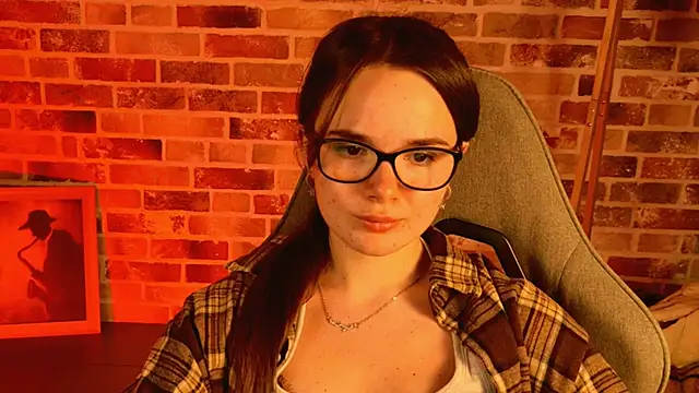 May_Bloomn Live XXX chat