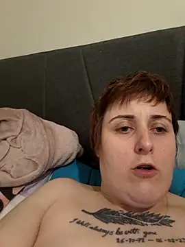 Czat XXX na żywo – Tiara_XOX