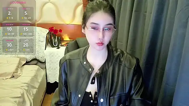 YUEYUE-22 现场XXX聊天