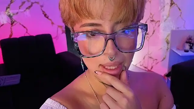 Rebeka-baker Live XXX-Chat