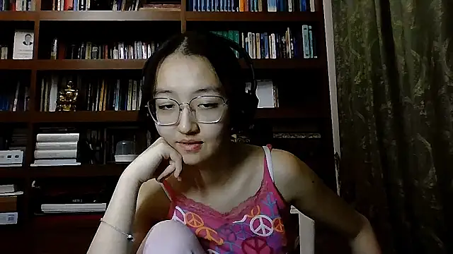 LinaClous Live XXX Chat