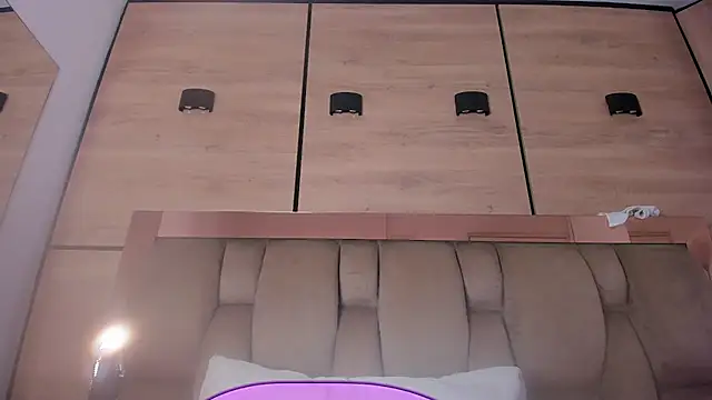 karol_lewiss Live XXX Chat