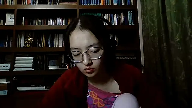 LinaClous 网络视讯表演