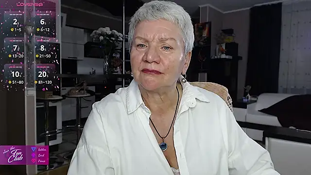 Chat +18 de roxana_brooks ao vivo