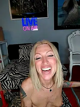 Weloveblue – webcam-show