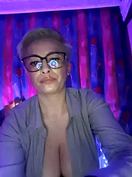 LunaBlaise Adlı Modelin Canlı XXX Sohbeti