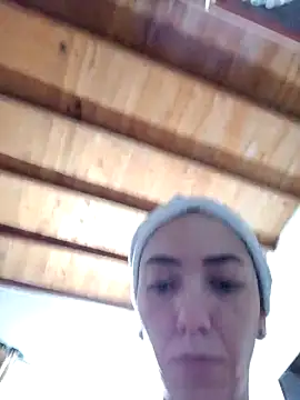 Chat +18 de LunaZambrano ao vivo