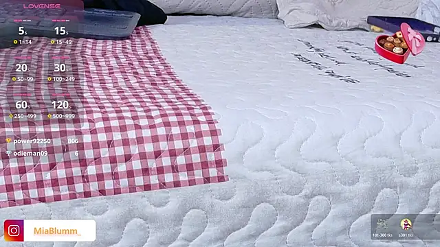 Show de webcam de MiiaBlumm_