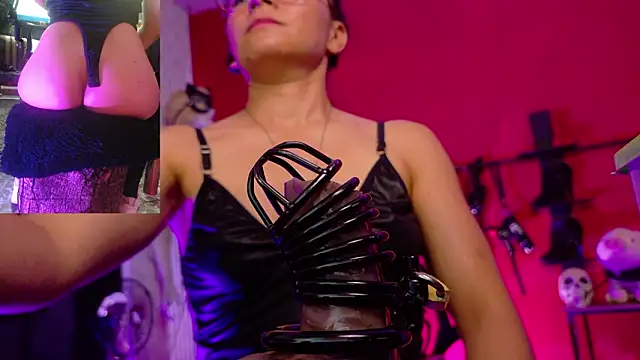 عرض كام MistressSlut1