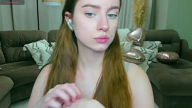 Erica_Kiss Adlı Modelin Canlı XXX Sohbeti