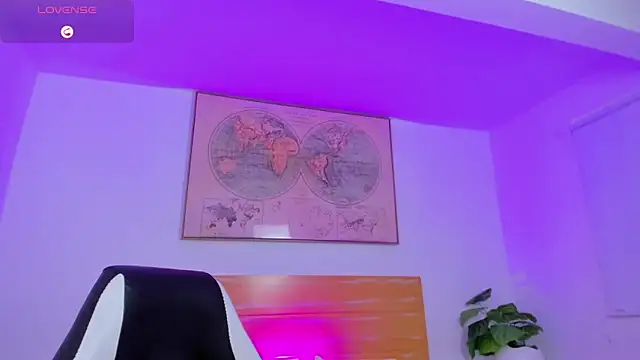 kitty_sweeety_'s Live XXX Chat