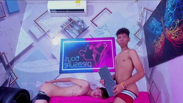 Spicy_guys – Kamerová šou