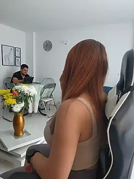 Chat +18 de jnilu1227 ao vivo